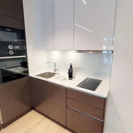 White Pearl 0.11 דירה *